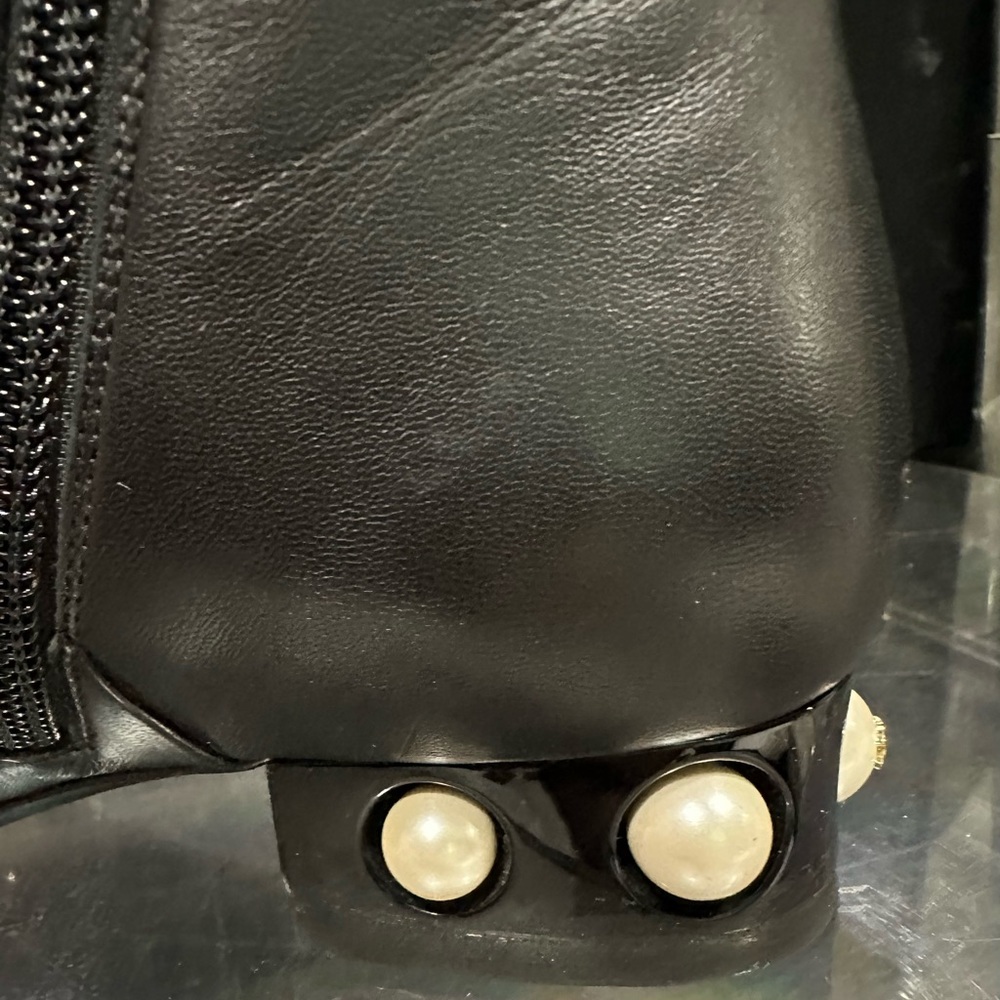 Authentic Chanel Black Leather ShortBoots With Pearl Embellished Heels,used - Picture 13 of 17